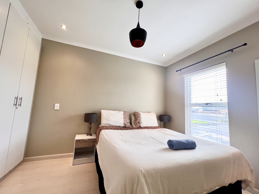 3 Bedroom Property for Sale in Flamingo Vlei Western Cape